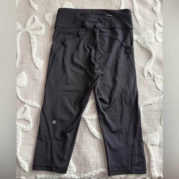 Lululemon Athletica Black Break Free Crop (Nulux 17") - Picture 8 of 10